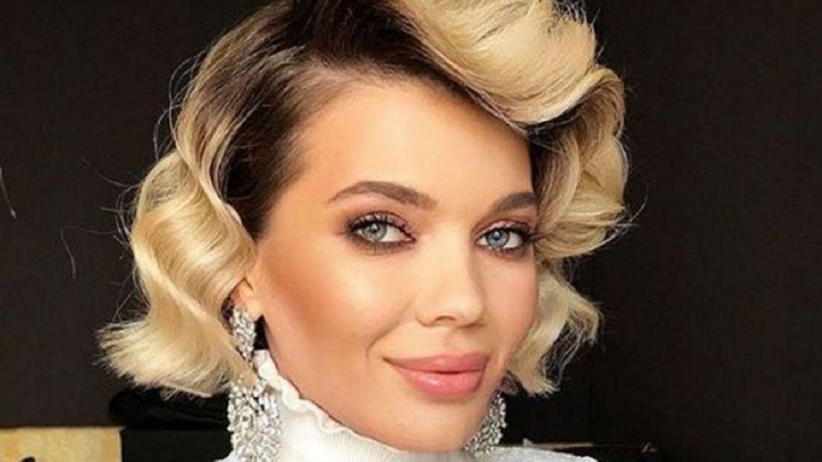 Cum arăta Gina Pistol în tinereţe, până să-l cunoască pe Smiley și care este numele ei real, din buletin. FOTO