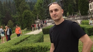 A ajuns la disperare! Fostul iubit al Marianei Moculescu isi cumpara sotie cu 10.000 de dolari!