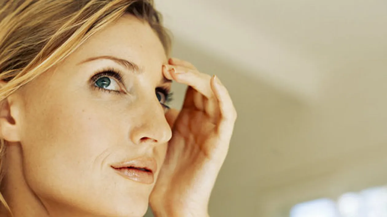 Poti slabi doar daca iti atingi fata! Nu ai nevoie sa faci nici sport, nici sa tii dieta