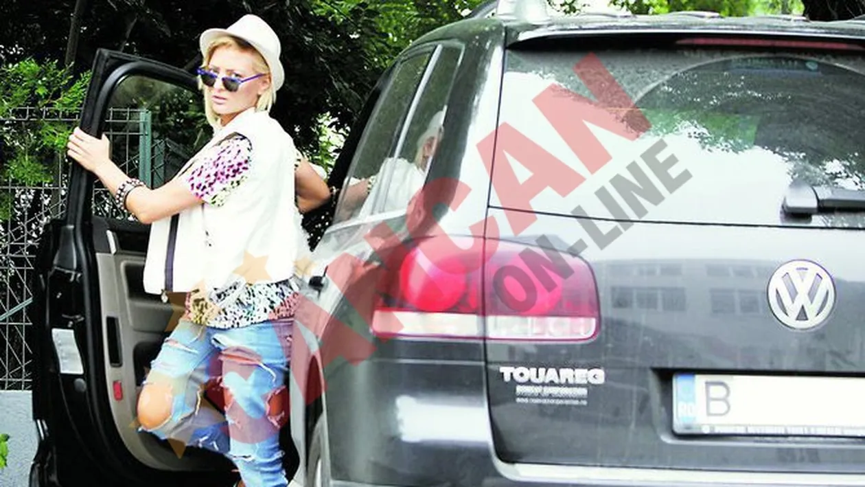 Razvane, ia-i masina!