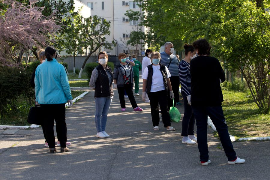 PRIMĂRIA SECTORULUI 1. Angajații DGASPC sunt testați pentru Covid-19. Primarul Daniel Tudorache: „Urmează 1.700 de locuitori ai Sectorului 1” (FOTO / VIDEO)