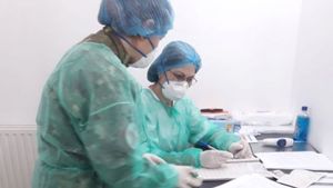 Situație tot mai critică pentru cadrele medicale din România! O asistentă UPU din Cluj-Napoca a fost confirmată cu noul coronavirus