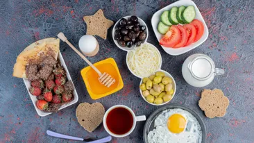 Ce alimente nu trebuie consumate la micul dejun. Pot afecta sănătatea pe termen lung