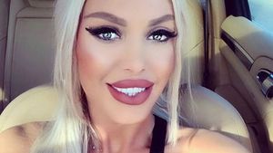 Loredana Chivu s-a făcut de râs după ce și-a pozat fundul! Ce s-a văzut lângă ea i-a șocat pe toți