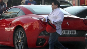 Dupa ce si-a facut "praf" bolidul Ferrari, Adi Minune si-a cumparat alta masina! Nici nu-ti trece prin cap ce model conduce