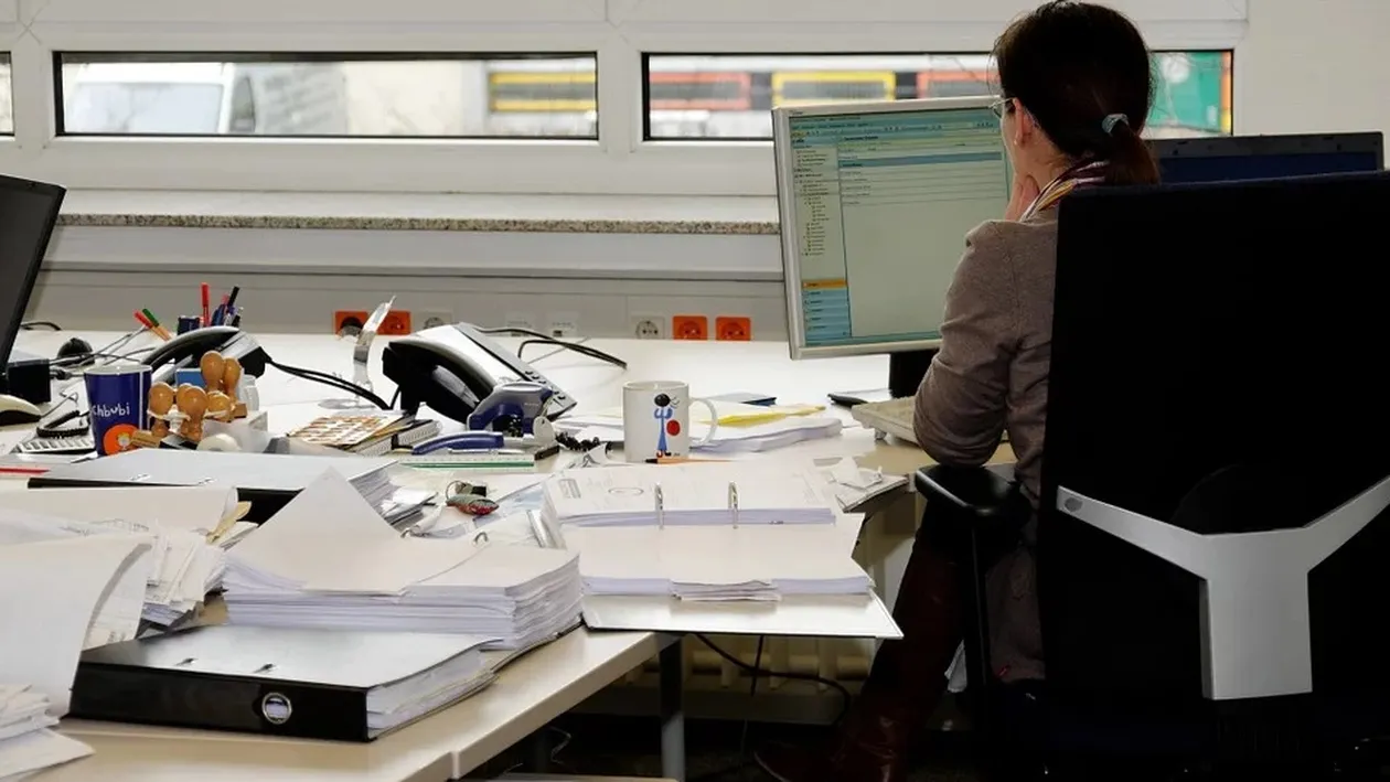 Cum se obţine şomajul tehnic? Angajaţii au nevoie de certificate pentru situaţii de urgenţă