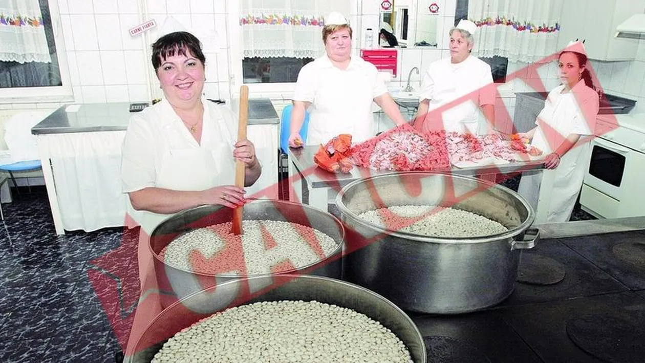 Douazeci de bucatarese au pregatit festinul de 1 Decembrie