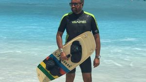 Cătălin Botezatu, vacanță în cel mai eco resort din Maldive! A înotat printre corali cu țestoase și pești colorați