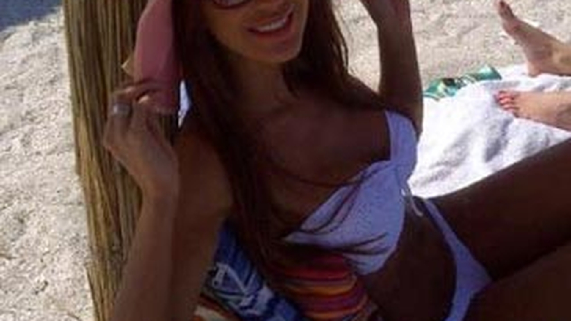 Atentie se ia! Bianca Dragusanu, gravida 100 %!  Vezi gestul care in cateva luni ar putea s-o transforme in mamica!