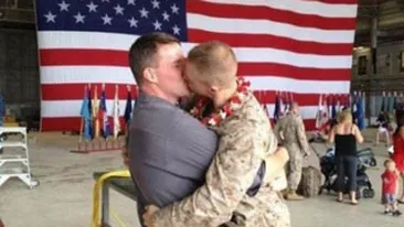 Poza pe care n-o s-o uiti prea usor! Cat despre cei care ne urasc, sa ne urasca. Suntem mai fericiti ca niciodata