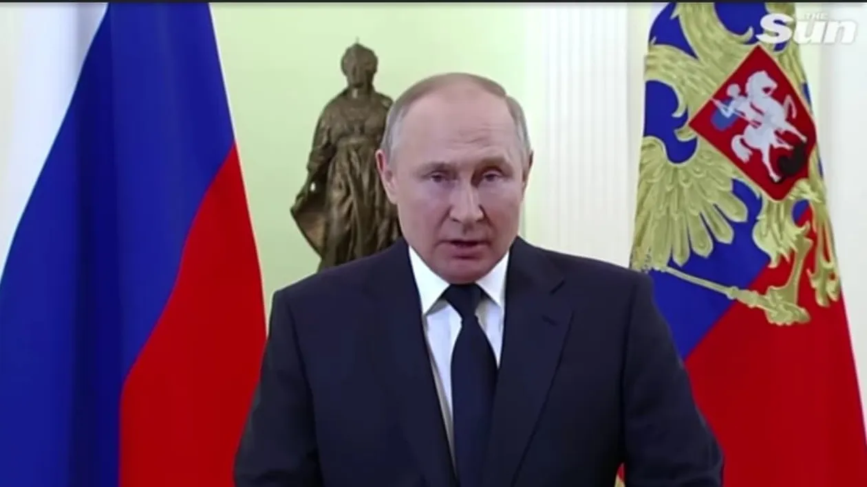 Putin le cere occidentalilor să nu mai livreze arme Ucrainei. Anunțul de după discuția cu Macron