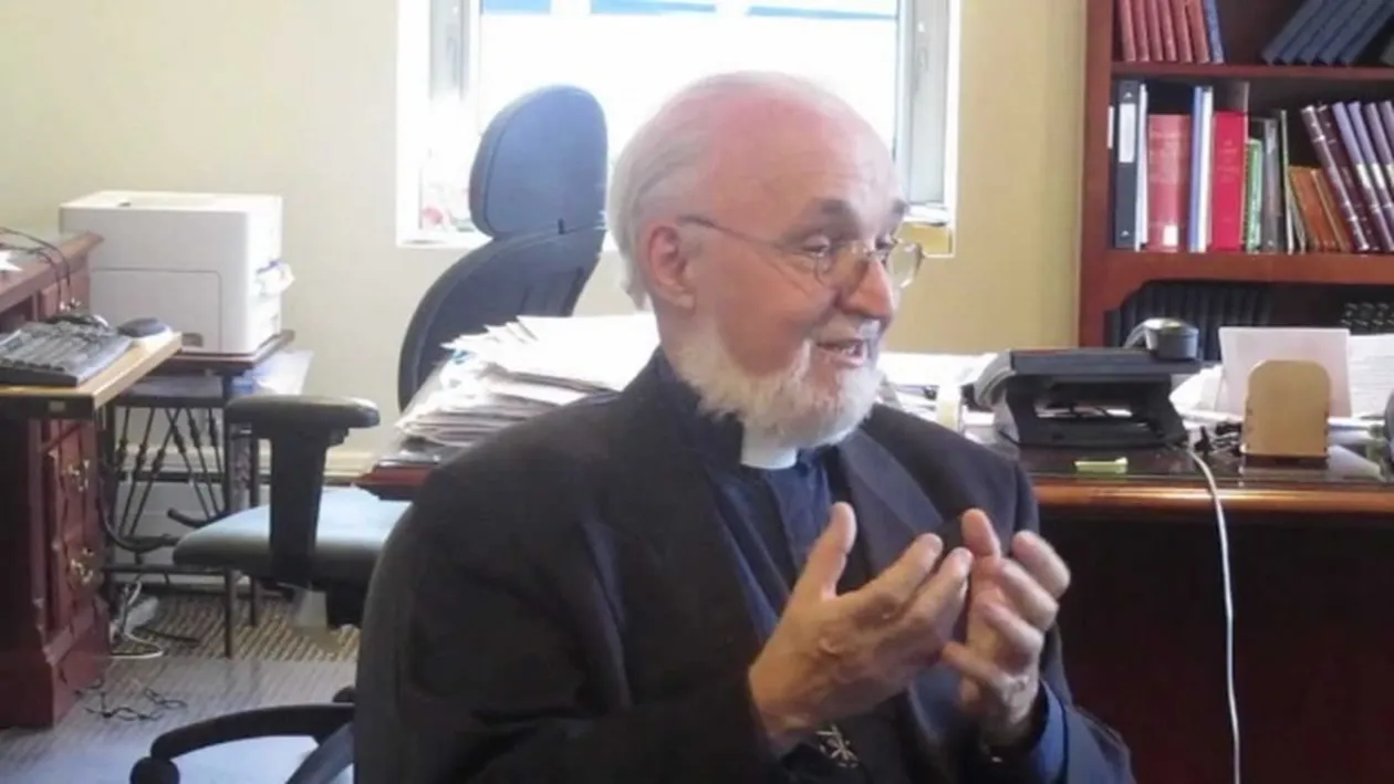 Un român a înjunghiat un preot în Canada, chiar în timpul slujbei