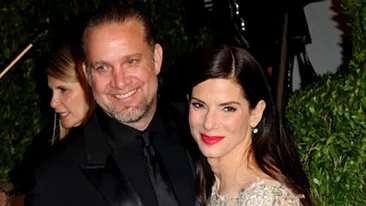 Sandra Bullock a divortat de Jesse James!