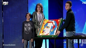 "Romanii au talent" i-a schimbat viata! Ce se intampla acum cu parintii lui Flavian Glont de la Speed Cubing!