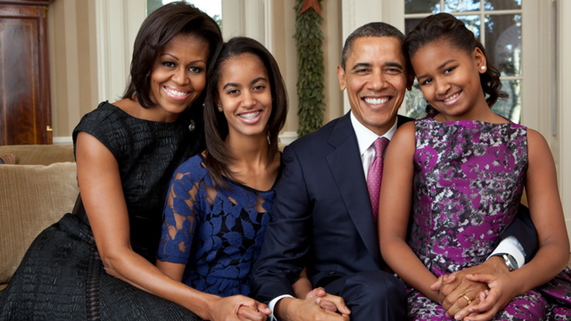 Obama are un salariu mai mic decat Putin! N-o sa-ti vina sa crezi cat castiga: In 2013 a fost an de CRIZA!