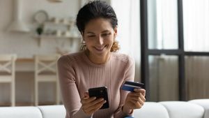 Româncele care pot primi mai mulți bani de la stat. Ministrul Muncii a explicat motivul