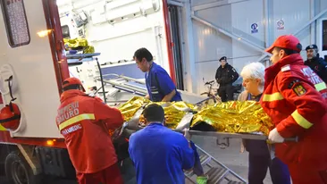 Sacrificiu de nedescris pentru Elena. Refuza sa se intoarca la viata lui. Iubitul elevei grav ranite in Colectiv a abandonat ...