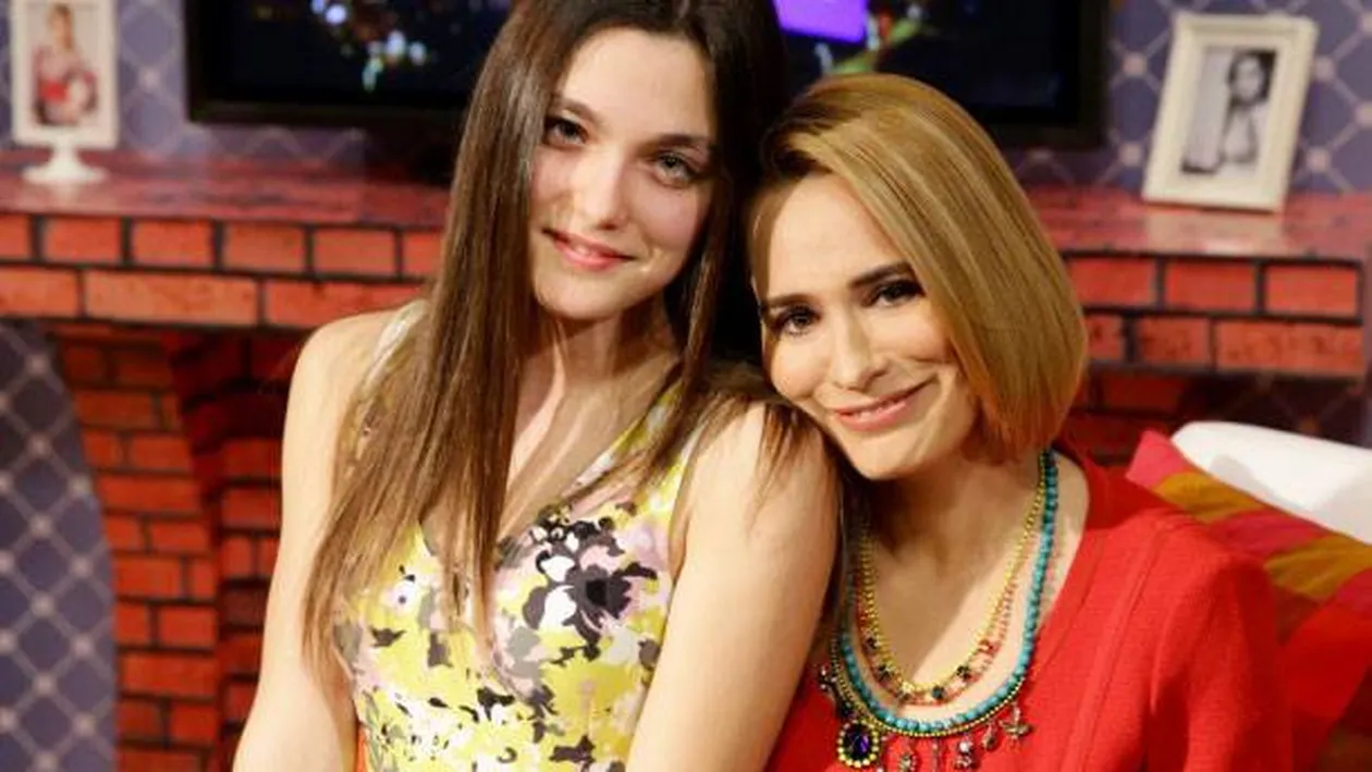Scandal! Andreea Esca a postat poza sexy cu fiica ei, Alexia, dezbrăcată!