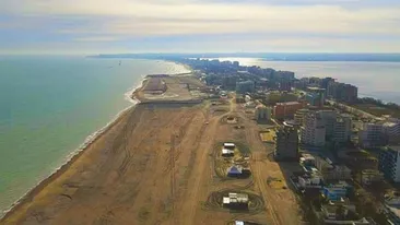 Descoperire macabră făcută pe o plajă din Constanța. Un bărbat a găsit un cadavru decapitat