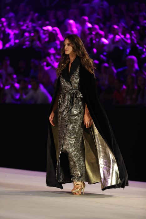 Conceptul  Dosso Dossi Fashion Show a luat naştere în urmă cu 15 ani, în 2002, şi aparţine omului de afaceri Ahmet Eraslan