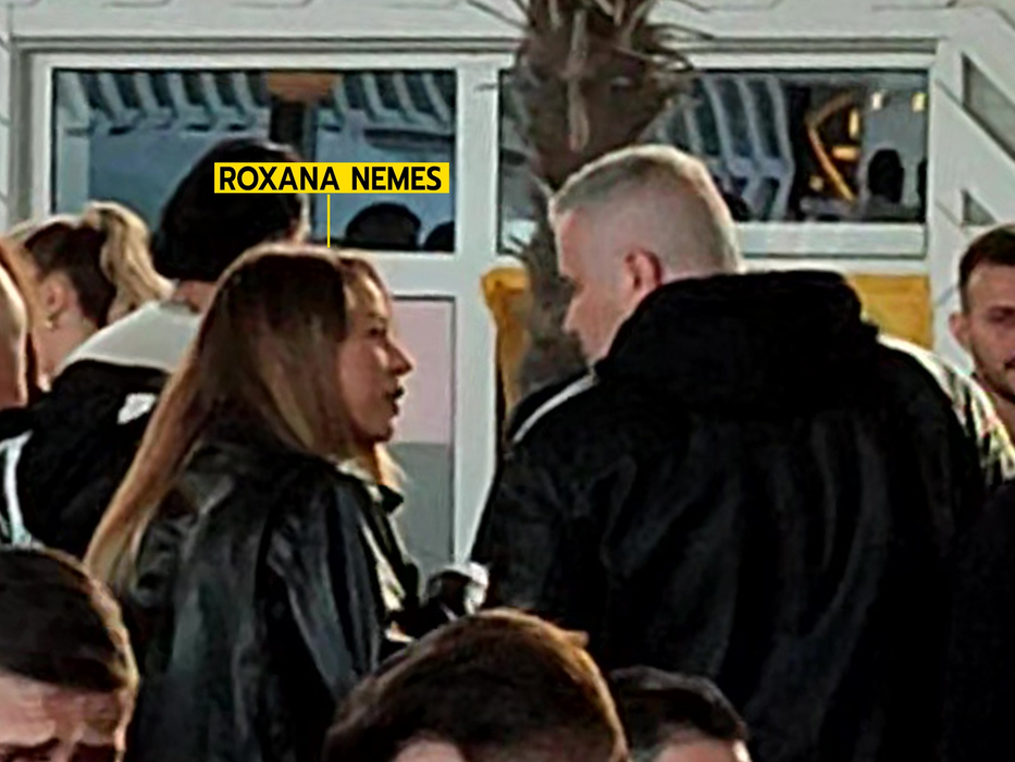 Roxana Nemeș, la două vorbe cu un prieten (Foto: CANCAN.RO)