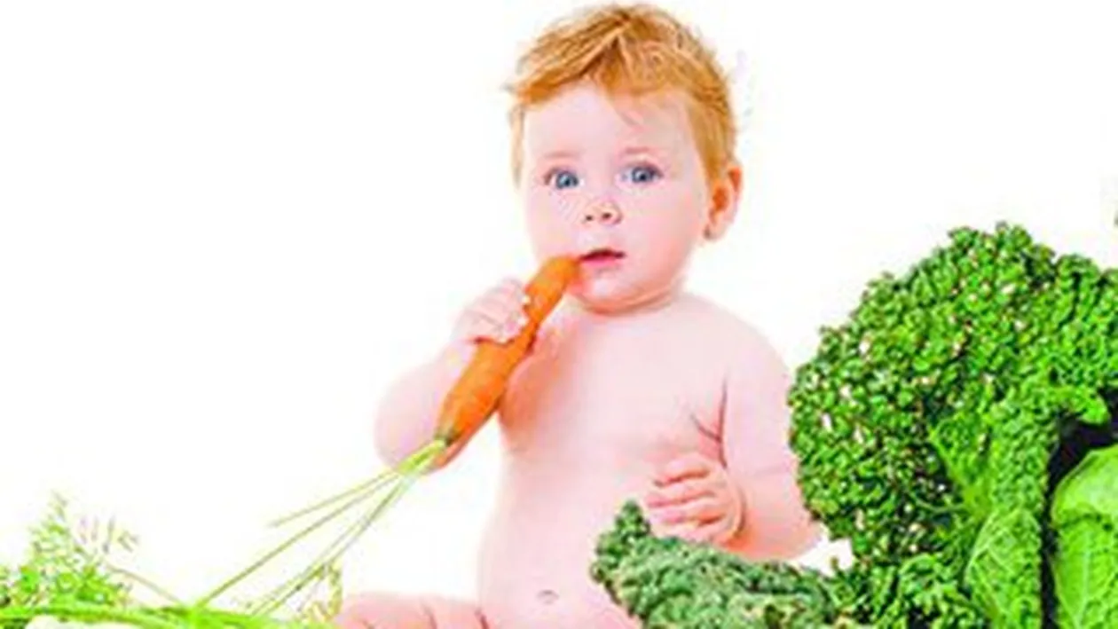 Bebelusul isi dezvolta preferintele alimentare din burtica
