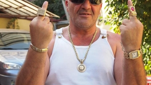 Fabuloasa viata a lui Nelson Mondialu! A facut scandal de mic! Vezi cum a scapat de la casa de copii si de ce s-a apucat de furat