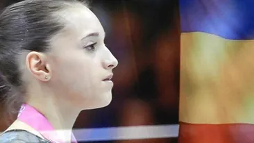 Incendiar! Gimnasta Larisa Iordache este indragostita. Imagini cu fericitul norocos...