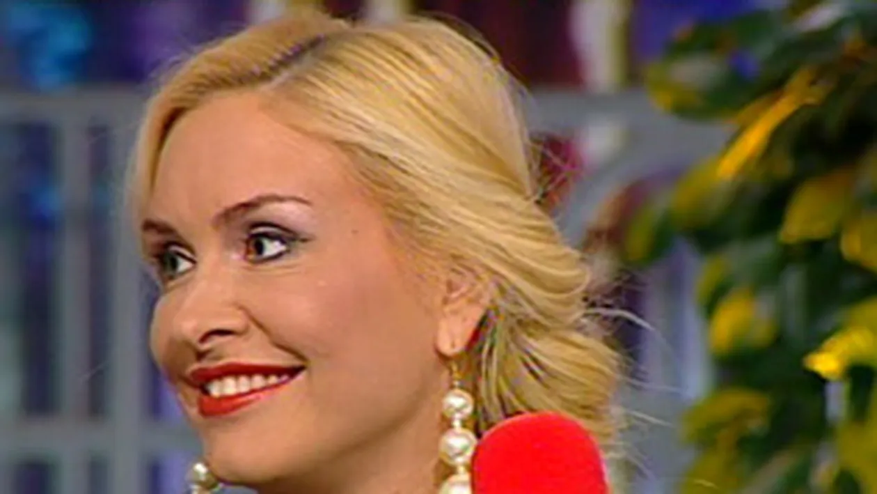 Bomba nucleara despre viata intima a lui Piturca! Vica, amanta lui, a facut avort pentru ca l-a prins cu alta in patul ei!