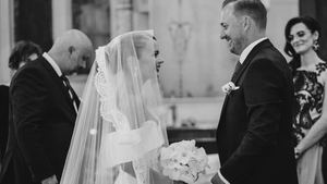 Ana Maria Georgescu s-a căsătorit religios. Ce rochie de mireasă elegantă și sexy a purtat: “Ne-am dorit o nuntă rusească”