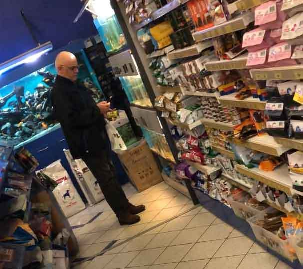 Secretarul de stat Raed Arafat, într-unul din puţinele sale momente de relaxare