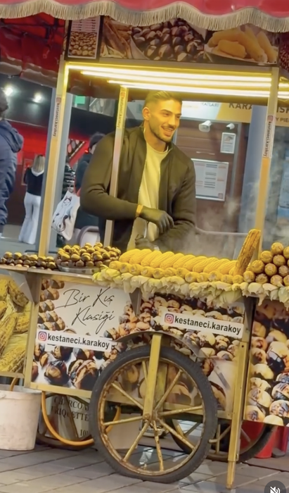 Vânzătorul de porumb/foto: instagram