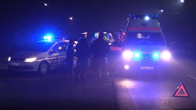 Poliţistul local din Arad care a condus băut şi a făcut praf şase maşini şi o remorcă se certase cu iubita înainte de accident: „De ce nu mi-ai răspuns la telefon, de ce? Erai ocupată…”