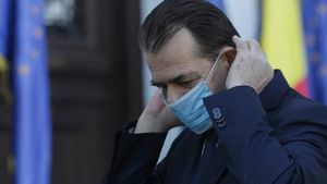 Ludovic Orban a făcut anunțul. Ce sancțiuni riscă românii care nu poartă măști de protecție, începând cu 15 mai
