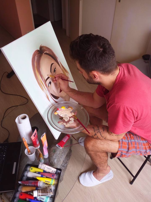 Andrei Grigoriu e complet schimbat faţă de momentul în care participa la „Românii au talent“