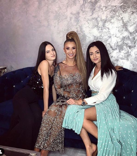 N-o să uiți niciodată ce ai văzut! Anamaria Prodan a purtat cea mai curajoasă rochie la o petrecere mondenă