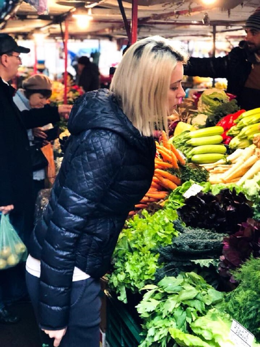 Diana Dumitrescu şi-a adus aminte de copilărie. “Îmi place la nebunie să…” Unde s-a fotografiat vedeta