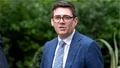 „Regele Nordului” și criza politică din Marea Britanie. Cine este și ce propune Andy Burnham, cel mai probabil succesor al lui Starmer