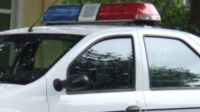 Imaginile sfarsitului de an! Cum a fost fotografiata o masina de politie in Targu Mures. Detaliul CIUDAT din portbagaj
