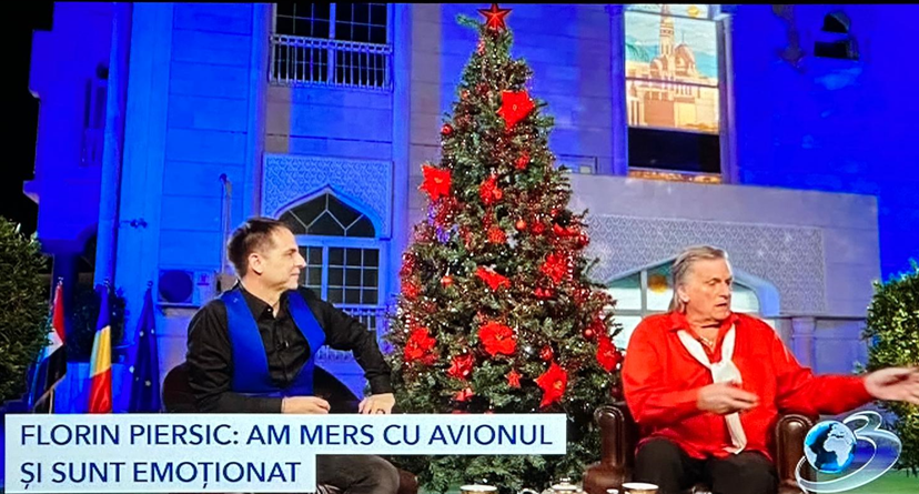Dan Negru și Florin Piersic, la Crăciunul filmat în Dubai, în 2021 (Foto: Captură ANtena 3)