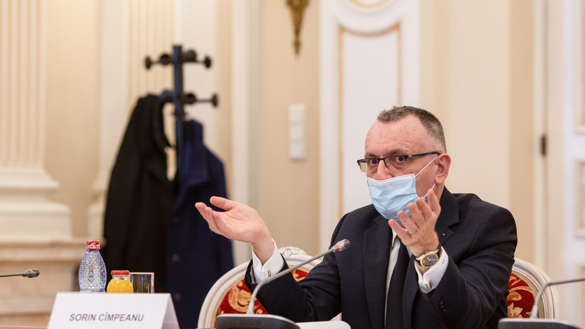 Sorin Cîmpeanu, despre menținerea școlilor deschise: ”Nu copiii sunt responsabili de sănătatea părinților și bunicilor nevaccinați”