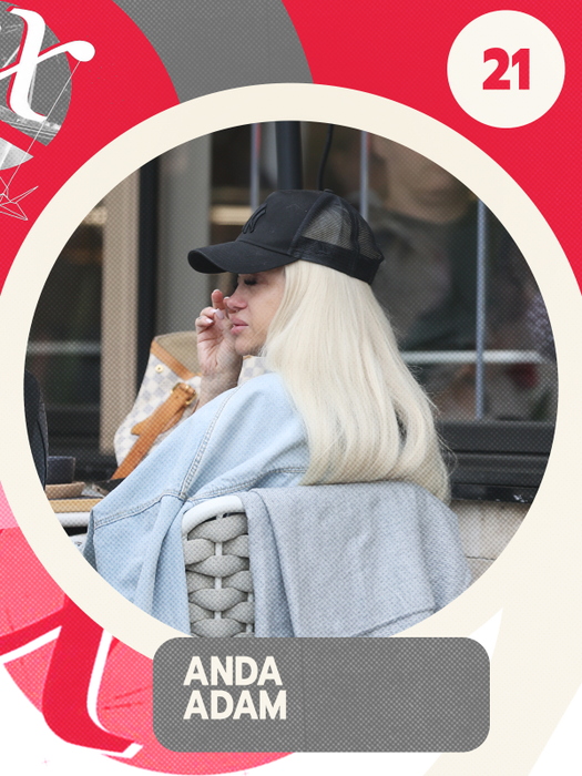 TOP 30 de vedete care s-au camuflat, dar noi tot le-am observat. Alina Ceușan, Ruby sau Antonia fac furori cu șapca pe cap!