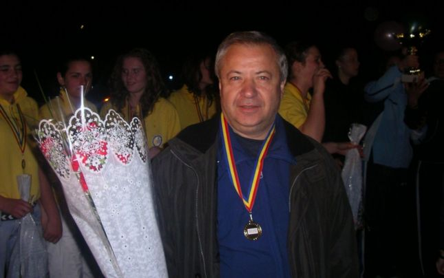 Cutremurător. Ce a spus Vasile Ouatu înainte să fie răpus de coronavirus! Fiica fostului patron al echipei de volei din Piatra Neamț e în spital
