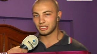 Imagini socante din "casa groazei"! Fiul coafezei ucise la Perla i-a pastrat masina de tuns, vopselele cu care isi aranja clientele si verigheta!