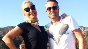 Ce se intampla in Vegas, NU ramane in Vegas! Vica Blochina si Catalin Botezatu s-au sarutat in piscina