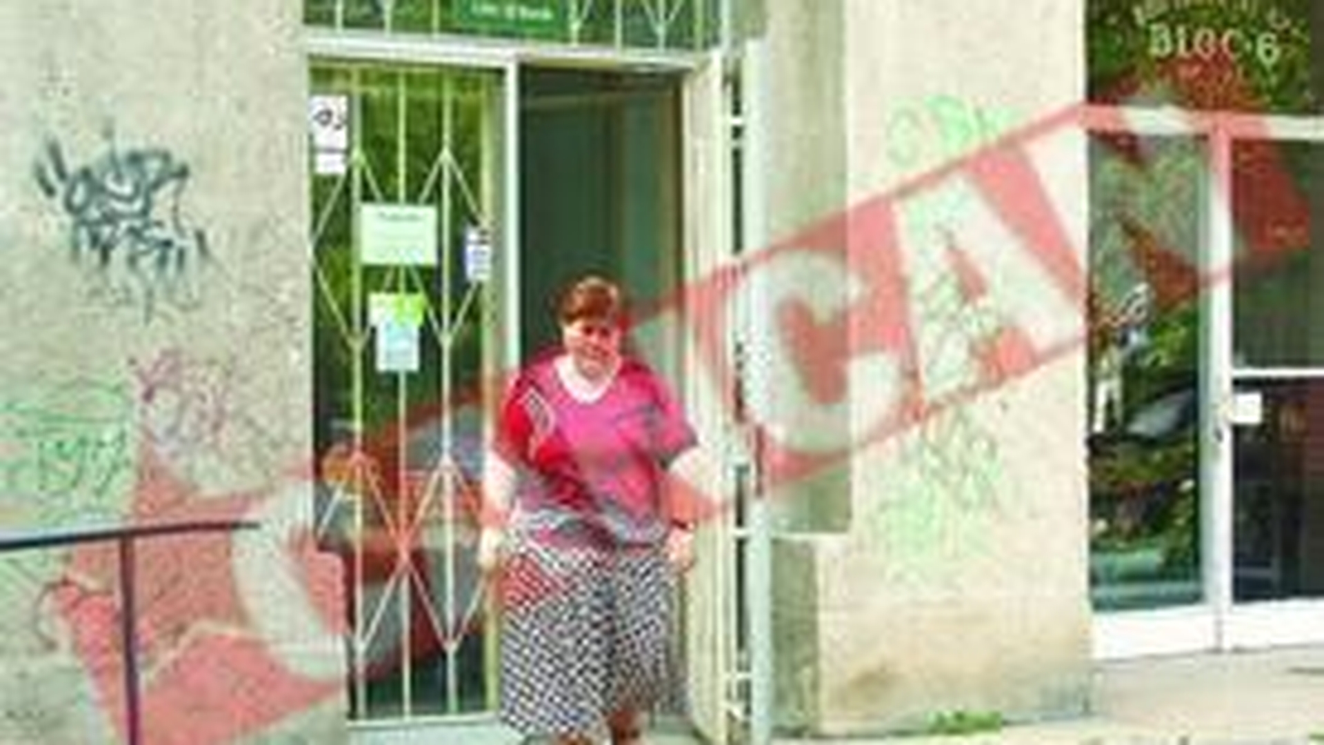 Au asteptat doua ore la ghiseele CEC