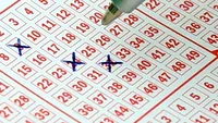 Ţi-ai verificat biletul? Numerele norocoase extrase la LOTO 6/49, duminică 02.04.2017