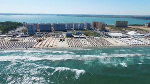 Câți lei costă o noapte într-un hotel din Mamaia pe 1 Mai. Pandemia a dat prețurile peste cap