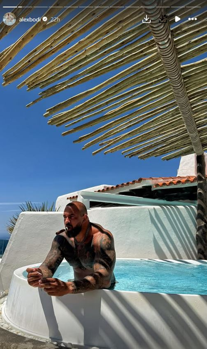 Nu e o glumă! Cât costă 3 nopți de cazare în Ibiza, destinația unde Alex Bodi și iubita au mers în vacanță