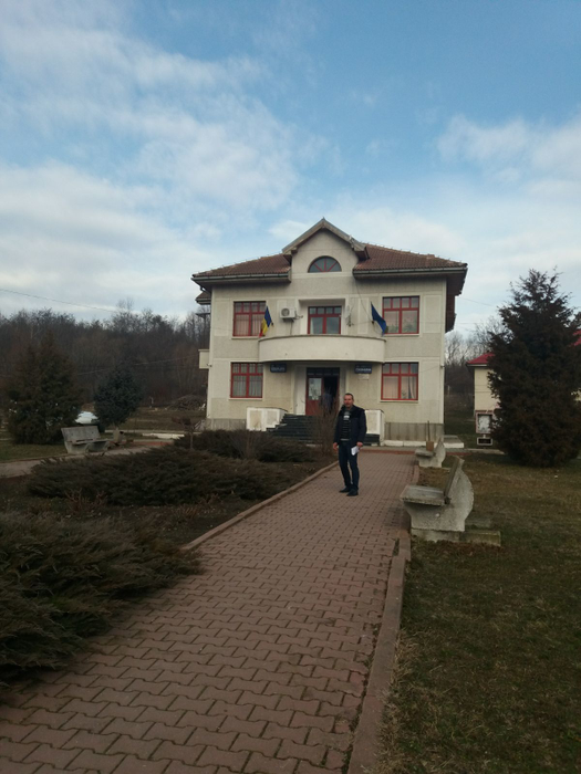 Şoferul şi-a câştigat în instanţă dreptul de a lucra la Primăria Secu